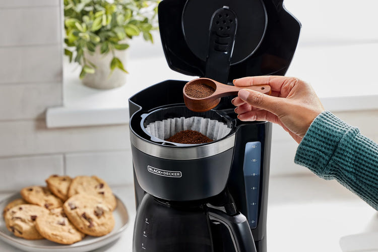 DECKER 12-Cup Digital Coffee Maker